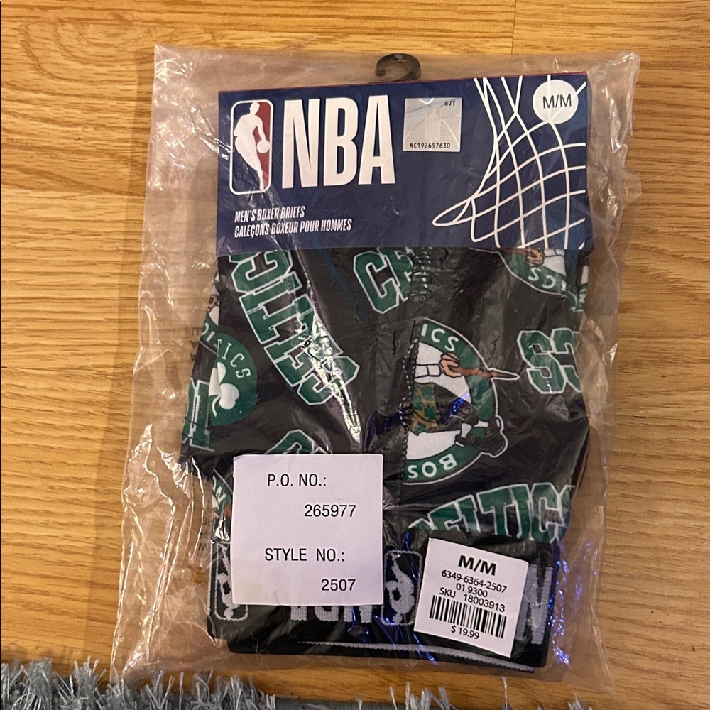 NBA Mens Celtics Black and Green Boxer Briefs